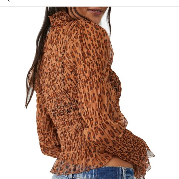 Hello there Free people leopard top - Picture 2 of 7